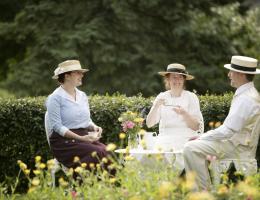 Interpreters in the garden
